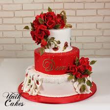 Creative Rose Decoration Birthday Cake Designs For Adults Red Roses Elegant Hand This Elegant Birthday Cake Was Inspired By Demi S Dress This Thre Tiered Cakes Birthday Elegant Birthday Cakes Beautiful Birthday Cakes