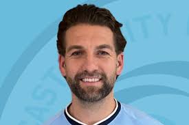 Celtic hero Charlie Mulgrew returns to football in shock move to English  11TH TIER club