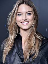 The Best Hair Colors For Blue Eyed Beauties Hair Colors For Blue Eyes Blonde Hair Blue Eyes Cool Blonde Hair