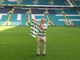 Choose from any player available and discover average rankings and prices. Dirk G Schlarmann On Twitter Schalke Celticfc New Bhoy Teemu Pukki Gets His First Taste Of Paradise Celtic Mh Http T Co Etirrkyknh Ssnhd