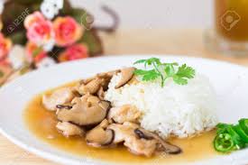 Maybe you would like to learn more about one of these? Foto De Pollo Y Champinones En Salsa Sobre El Arroz Fotos Retratos Imagenes Y Fotografia De Archivo Libres De Derecho Image 21424647