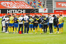 Eintracht frankfurt fußball ag mörfelder landstraße 362 60528 frankfurt. Eintracht Spielt 2 2 In Dusseldorf Eintracht Braunschweig