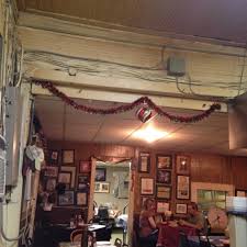 On the banks of the mississippi river is greenville, a wellspring of music, literature, adventure, imagination, history and plain old fun. Photos At Doe S Eat Place Greenville Ms