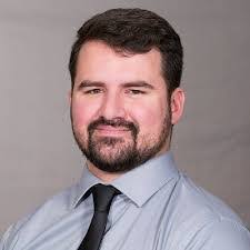 Alex Bragg's Instagram, Twitter & Facebook