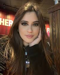 Génesis Nava (@gene16nava) · Instagram photos and Reels