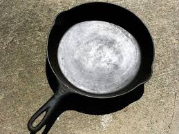 I Believe I Can Fry Reconditioning Amp Re Seasoning Cast Iron Cookware Cast Iron Cleaning Seasoning Cast Iron Cast Iron