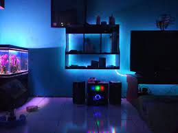 Track lights can be used in any room and in any area, they are flexible in size, look and position. Diy Room Decor For Teens Bedrooms Ideas Green Color Room Kids Bedroo Diy Home Decor For Apartments Renting Small Room Diy Bedroom Ideas For Small Rooms Women
