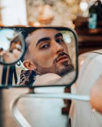 Weekend is almost here!! #handsome #man #renearevalo #photo #hunk #artist  #photography #leather #model @ginozanettiof