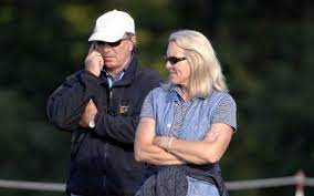 Born mark peter phillips, cvo, adc(p) on 22nd september, 1948 in tetbury, gloucestershire and educated at marlborugh college, he is famous for former husband of. Captain Mark Phillips To Divorce For Second Time After Falling For 35 Year Old Lauren Hough Princess Anne Captain Phillips