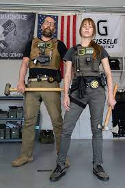 Unlike the wild west days, bounty hunting has become a respected profession in the law enforcement field. The Couple Who Became Bounty Hunters Tracking Down Fugitives And Drug Cartels Mirror Online