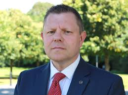 Drop in volunteer police force a 'huge loss' as Hampshire special  constables face extra pressure