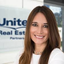 Lea Scherer's Instagram, Twitter & Facebook