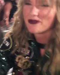 Throwback to the #reptour when @Taylor Swift ran through the crowd & said  HEY BABE to me 😭😭 #erastour