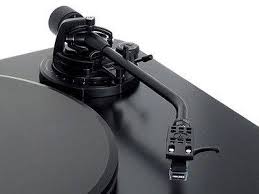 Audio Technica At Lp7 Fully Manual Belt Drive Turntable At Lp 7 Canada S Favourite Music Store Acclaim Sound And Lighting