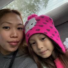 Forget the sub-zero temperature and lining up for almost six hours, our  fellow Filipinos in Winnipeg, Canada trooped to our first Jollibee branch  in the country as nostalgia and craving filled their