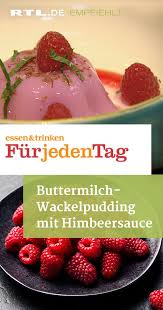 Buttermilch Wackelpudding Mit Himbeersauce Das Rezept Aus Essen Trinken Fur Jeden Tag Himbeersauce Essen Und Trinken Essen Und Trinken Rezepte