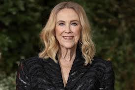 Catherine O'Hara's situs inversus explained: What she said about rare  medical condition