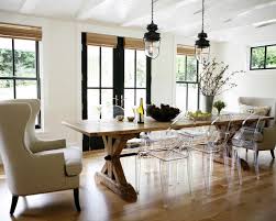 While it speaks to the classic dining set and sconces, it feels fresh. 18 Popular Design Ideas For Unique Dining Room