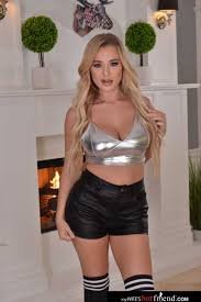 Blake Blossom unleashed from Dirty Wives Club - Naughty America