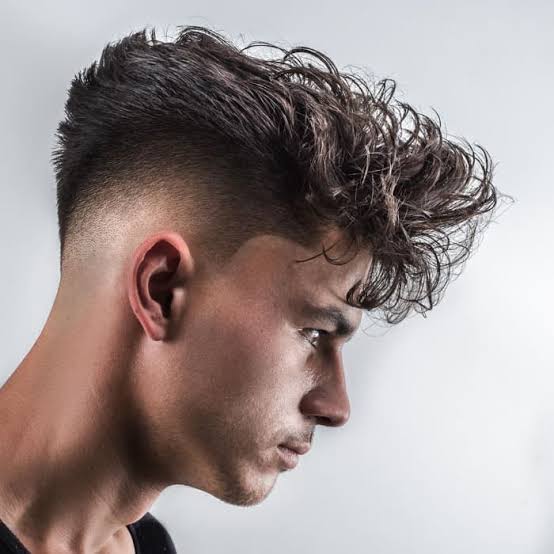 Best Overall Haircuts for Round Face Men