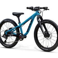 De kinder mountainbike is een stoere fiets die speciaal ontwikkeld is voor het maken van (lange) fietstochten over verschillende soorten terrein. Max20 Kinder Mountainbike Vpace Bikes
