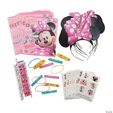 Help minnie to prepare the dishes, so the three can have a great party, without having to worry about the preperation and cooking. Disney S Minnie Mouse Goody Bags For 8
