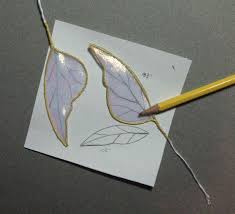 A Diy Idea That S Easy To Make And To Give Girls A Lot Of Love Magical Fairy Wings Feenflugel Feenpuppen Basteln