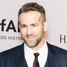 The Best Ryan Reynolds Haircuts Hairstyles 2020 Update Ryan Reynolds Haircut Grey Hair Men Hair And Beard Styles