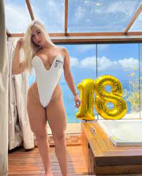 Isadora Vale Onlyfans - SrConteudo