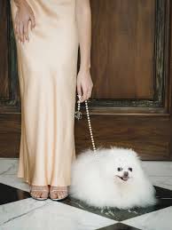 Elisa Zarzur acredita que moda é uma expressão artística - Harpers Bazaar  » Moda, beleza e estilo de vida em um só site