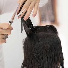 The right haircuts for round faces, however, work with your curves instead of against them, highlighting your best features and showing off your if you have a chubby face, the wrong hairstyle can accentuate that fullness or cast shadows you may not want to see. How To Choose A Right Haircut For Your Face Shape Gharpar Co