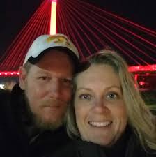 What are good dinner reservation options in Turks and Caicos for a family  of four?