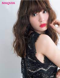 こじはるのぷるるん唇がお手本 視線をひとり占めする４つのリップテクニック マキアオンライン maquia online 美髪 ジャパニーズビューティー 小嶋陽菜