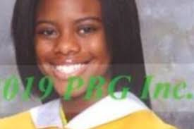 Ariel Wren's Instagram, Twitter & Facebook