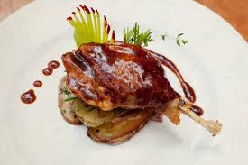 Recetas de confit de muslo de pato con setas, crujiente de almendra y arroz y muchas más recetas de confit de pato. Receta De Confit De Pato Al Horno Unareceta Com