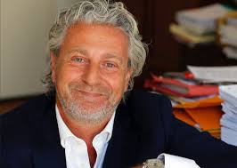 Society-advocaat Mark Teurlings wilde op z'n dertigste miljonair zijn: 'Dat  is niet helemaal gelukt'