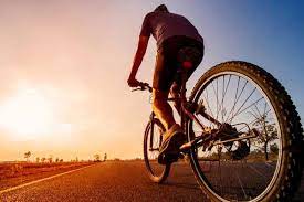 Ora, il dato presentato all'inizio dell'anno vedrebbe un salto dai 33 del 2019, ai 39 del 2020 fino ai 44 del 2021. Dia Mundial Do Ciclista 4 Dicas Para Pedalar Corretamente