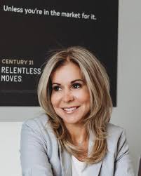 Natalie Jackson Russell, CENTURY 21 Real Estate Agent in Dartmouth, MA