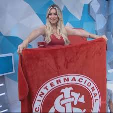 Renata fica louca com derrota e pistola show de horrores jogo aberto. Renata Fan Detona Gabigol Galhardo Fez Mais Gols Que Voce