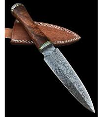 Amazon.com : FN-41 Custom Handmade Damascus Steel Folding Knife- Stunning  Piece of Art. (Case/Colors May vary) : Sports & Outdoors