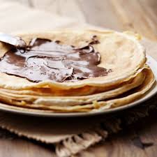 Pfannkuchen Grundrezept Ein Absoluter Klassiker Der Immer Schmeckt Rezept Rezepte Dessert Ideen Lebensmittel Essen