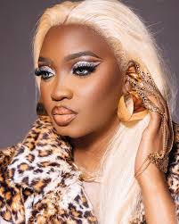 Highlight of the day!! Madam CEO shutting it down effortlessly. Absolutely  delightful and every bit stunning! ✨ . . . . #humanhairwigs #wigs  #hairflairekenya #grandopening #launch #newshop