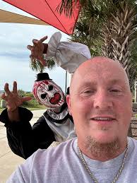 Looking for personal renters for ocean front for 2 adults Sept 3-10- open  to all areas of MB