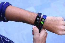 Outdoor cycling is available only on phones running on emui 5.0 or later, or phones running on ios 9.0 or later. Honor Band 5 Vs Mi Band 4 Which Fitness Band Should I Buy Laptrinhx