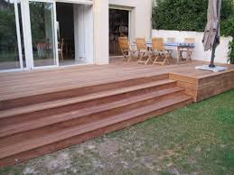 Per Mettere Una Terrazza Originale Con Scala Integrata Terrassen Treppe Terrasse Garten Terrasse