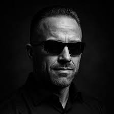 Squaring a table saw I've been happy with my table saw being squared from  factory.. And now I messed up, I moved the screws which holds the fence in  place. tried to