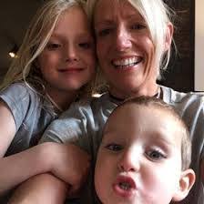 Karen Darlington's Instagram, Twitter & Facebook