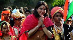 Priya Dutt Backs My Hair For Cancer Initiative That Allow People To Donate Hair And Create Awareness Lifestyle News The Indian Express Видео hair donation india канала premi mathew.