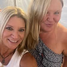 What places serve fried clams?