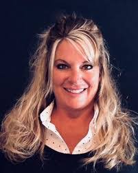 Virginia Troyer's Instagram, Twitter & Facebook